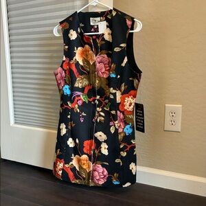 Tuckernuck Baroque Floral Tunic Top